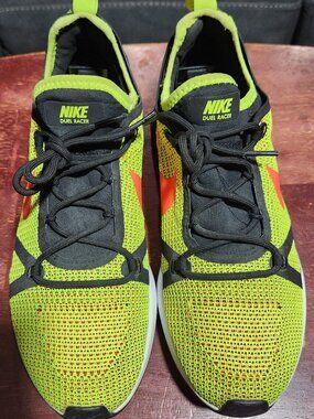 Nike Duel Racer Volt Neon Yellow Women’s Size 9 – Like New Condition